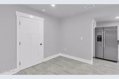 17 Burton Road, Southport, NC 28461 - Photo 11