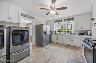 1307 N Respess St, Washington, NC 27889 - Photo 15