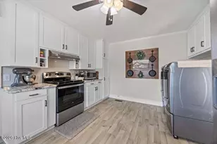 1307 N Respess St, Washington, NC 27889 - Photo 13