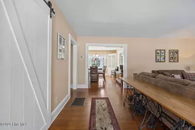 1307 N Respess Street, Washington, NC 27889 - Photo 5