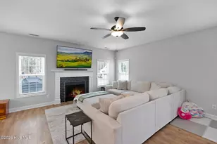 1730 Veranda Ct, Aberdeen, NC 28315 - Photo 5