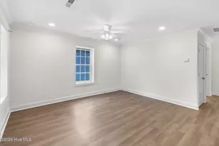 404 N Massey St, Selma, NC 27576 - Photo 7
