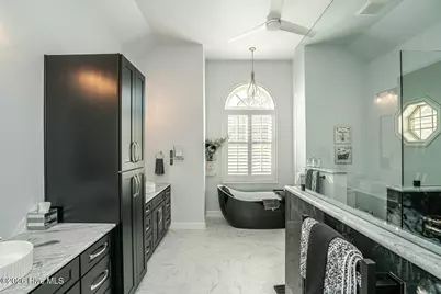565 Westchester Place SW, Ocean Isle Beach, NC 28469 - Photo 31