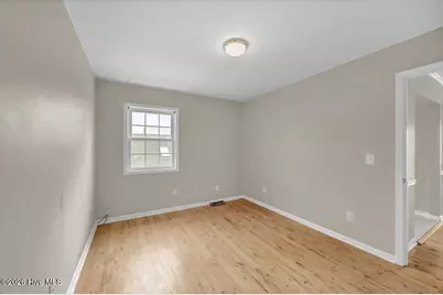 215 Atlanta Avenue #Apt 3c, Carolina Beach, NC 28428 - Photo 11