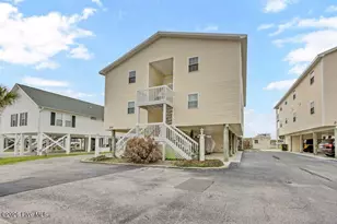 215 Atlanta Ave, Carolina Beach, NC 28428 - Photo 35