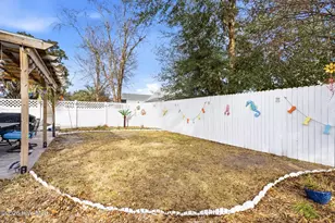 132 NE 32nd St, Oak Island, NC 28465 - Photo 33