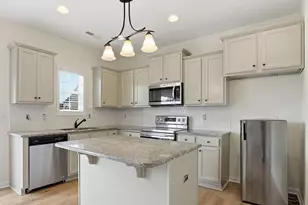 308 Chamberlain Dr, Clayton, NC 27527 - Photo 5