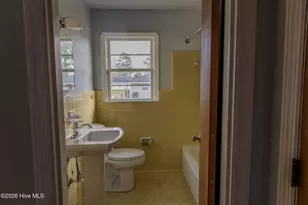 1108 E 10th St, Lumberton, NC 28358 - Photo 11