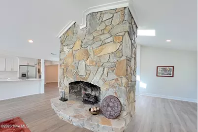 244 Shoreline Drive, New Bern, NC 28562 - Photo 9