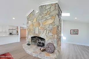 244 Shoreline Dr, New Bern, NC 28562 - Photo 9