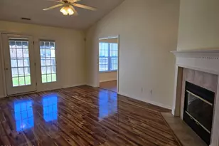 1200 St Charles Cir, Greenville, NC 27834 - Photo 3