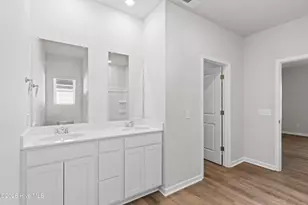 106 Nesbitt Ct, Jacksonville, NC 28546 - Photo 25