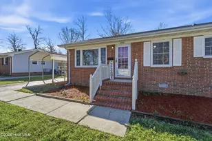 208 Puller Dr, Jacksonville, NC 28540 - Photo 45