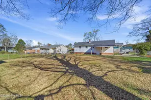 208 Puller Dr, Jacksonville, NC 28540 - Photo 39