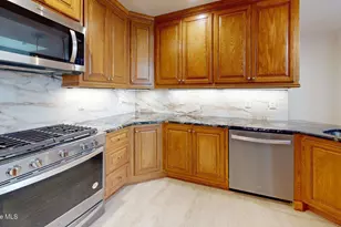 110 Lighthouse Dr, Carolina Beach, NC 28428 - Photo 23