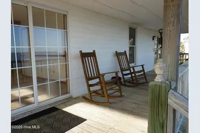 210 Shore Road, Newport, NC 28570 - Photo 5