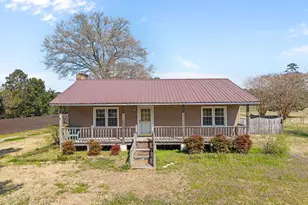 215 Harding Rd, Chocowinity, NC 27817 - Photo 1