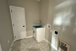 3770 Chatsworth Dr, La Grange, NC 28551 - Photo 3