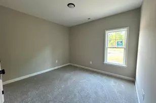 3770 Chatsworth Dr, La Grange, NC 28551 - Photo 7
