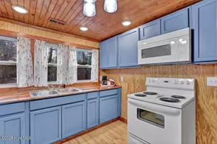 348 Shaw Hwy, Rocky Point, NC 28457 - Photo 15