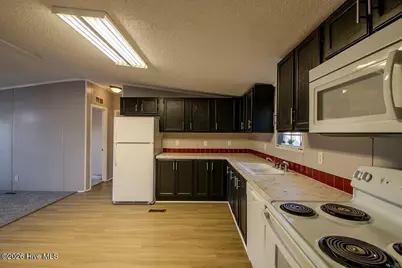 181 Aberdeen Lane, Jacksonville, NC 28540 - Photo 15