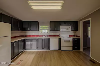 181 Aberdeen Lane, Jacksonville, NC 28540 - Photo 13
