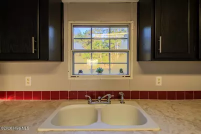 181 Aberdeen Lane, Jacksonville, NC 28540 - Photo 17