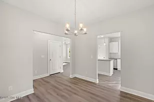 109 Plum Ct, Burgaw, NC 28425 - Photo 7