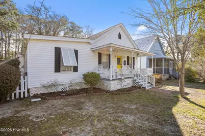 614 N Atlantic Avenue, Southport, NC 28461 - Photo 3