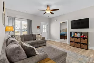 300 Spring Dr, Jacksonville, NC 28540 - Photo 13