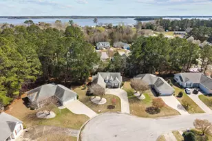404 Jasmine N, Swansboro, NC 28584 - Photo 9