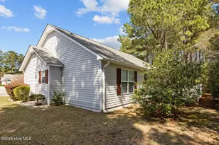 404 Jasmine N, Swansboro, NC 28584 - Photo 5