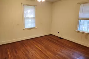 203 6th St, Aberdeen, NC 28315 - Photo 3