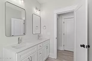 906 Second Street S, Carolina Beach, NC 28428 - Photo 33