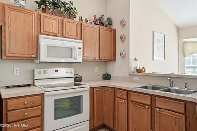 665 NW Meadowbrook Lane NW, Calabash, NC 28467 - Photo 11