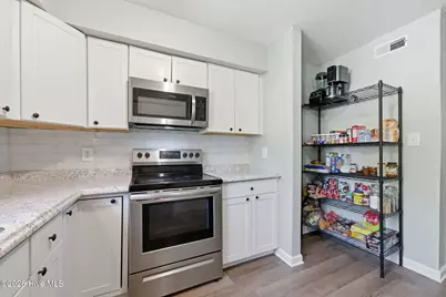 165 Quarterdeck, New Bern, NC 28562 - Photo 11