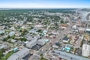 204 Charlotte Ave, Carolina Beach, NC 28428 - Photo 31