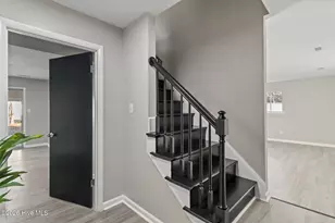 214 Kerry Ct, Jacksonville, NC 28546 - Photo 5