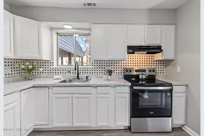 214 Kerry Court, Jacksonville, NC 28546 - Photo 13
