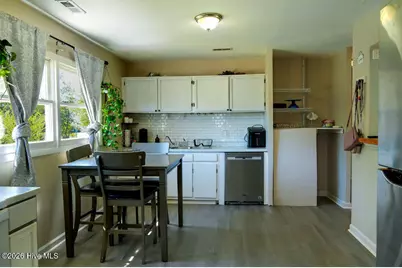 113 Shamrock Drive, Jacksonville, NC 28540 - Photo 11