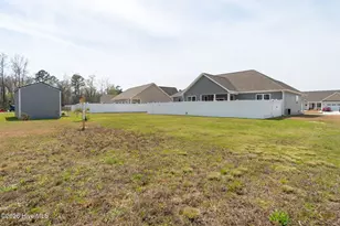 610 Bright Harvest Dr, Maysville, NC 28555 - Photo 33