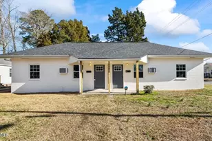 300 Richlands Ave, Jacksonville, NC 28540 - Photo 1