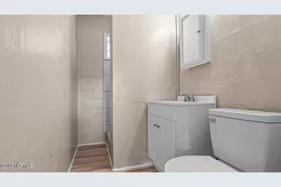 300 Richlands Avenue #1, Jacksonville, NC 28540 - Photo 15