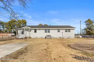 61 Dixie Trl, Jacksonville, NC 28546 - Photo 33