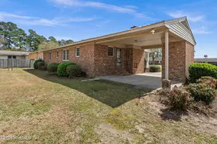 129 Pineland Ave, Mount Olive, NC 28365 - Photo 19