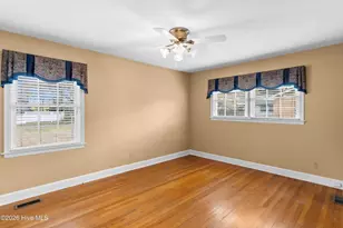 129 Pineland Ave, Mount Olive, NC 28365 - Photo 13
