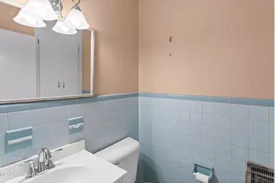 129 Pineland Avenue, Mount Olive, NC 28365 - Photo 15