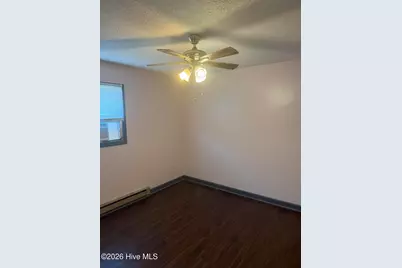 907 S Martin Luther King Junior Drive, Elizabeth City, NC 27909 - Photo 21