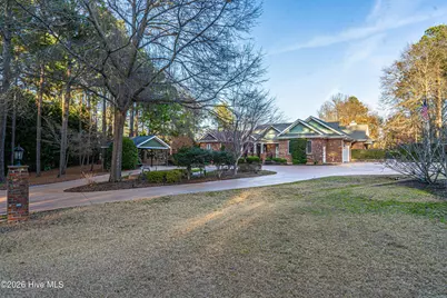 415 Manley Avenue, Southern Pines, NC 28387 - Photo 9