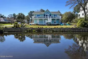 330 Cape Lookout Loop, Emerald Isle, NC 28594 - Photo 9